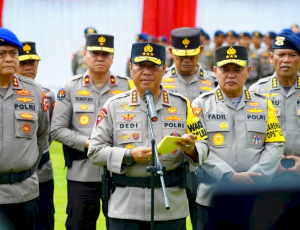 Wakapolri Tegaskan Polri Hadir untuk Kemanusiaan, Perkuat Penanganan Bencana di Tiga Provinsi